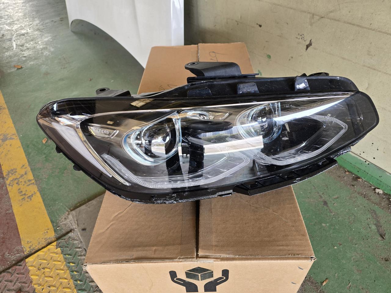 그랜져IG 조수석 LED 라이트