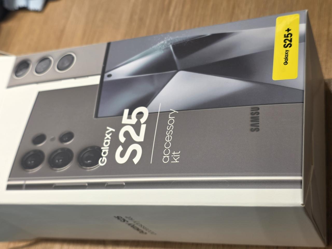 갤럭시S25플러스 정품케이스(젤리)카메라 강화유리필름액정 방탄 투명필