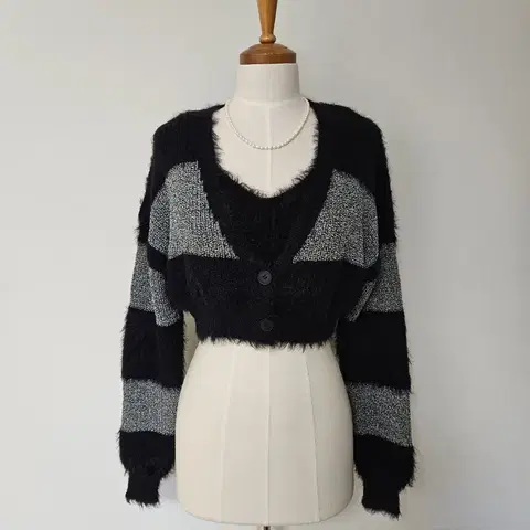 (세일/바배) 날개사 앙고라 단가라 크롭 나시 가디건 세트