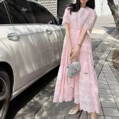 세일바배))로티아펀칭원피스ㅡ팔로우만구매가능