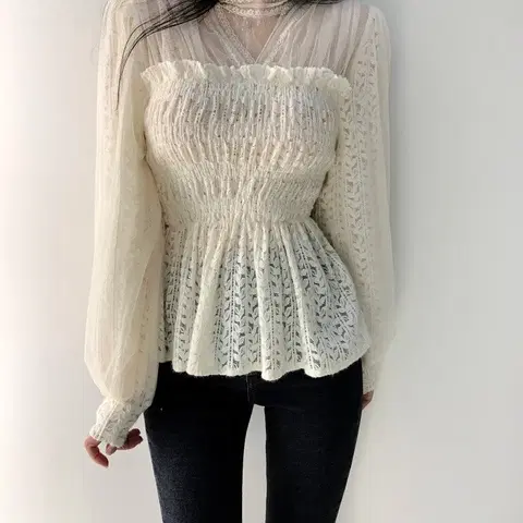 세일바배))스모크레이스블라우스 ㅡ팔로우만구매가능