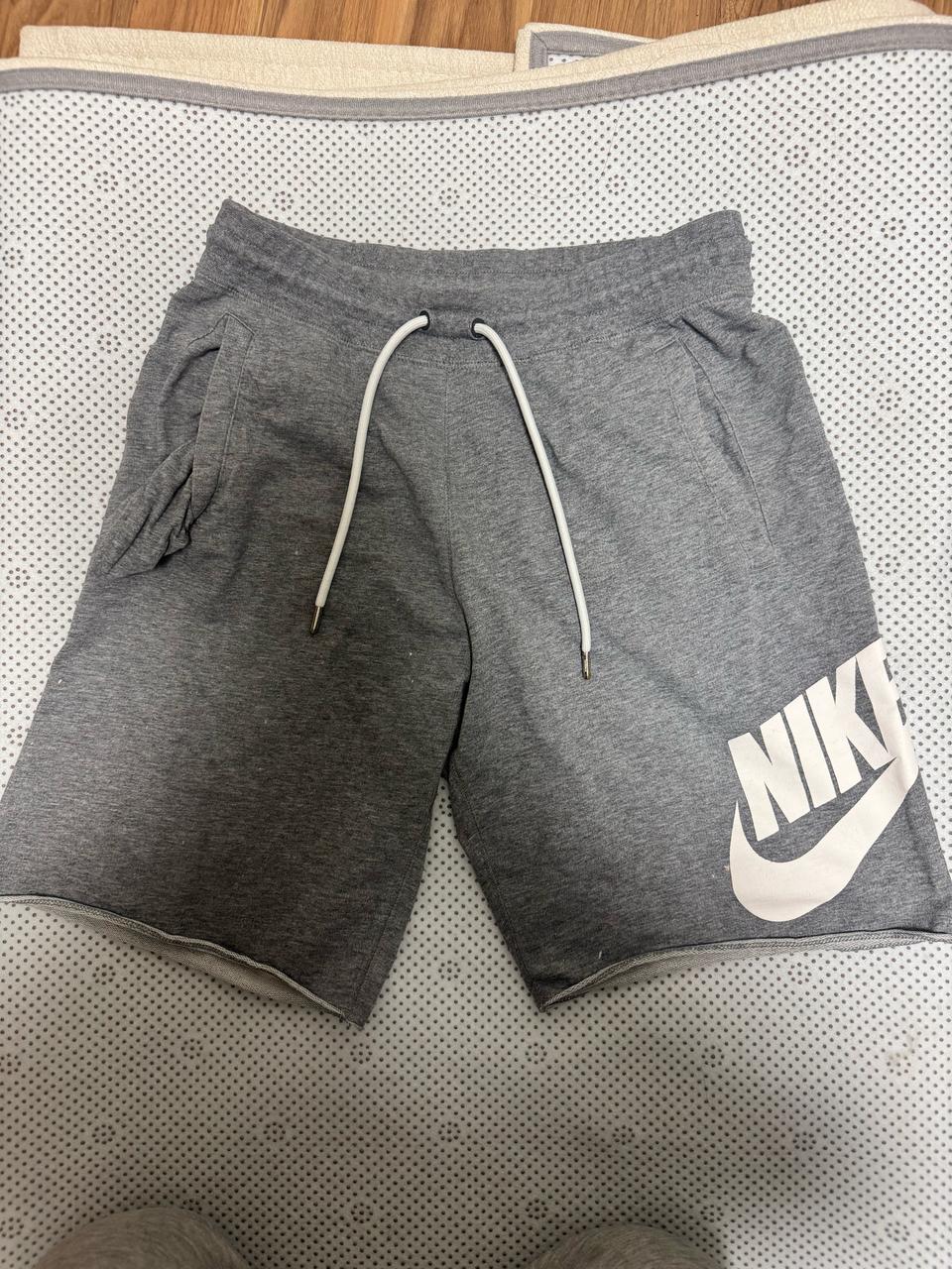 나이키 반바지 M