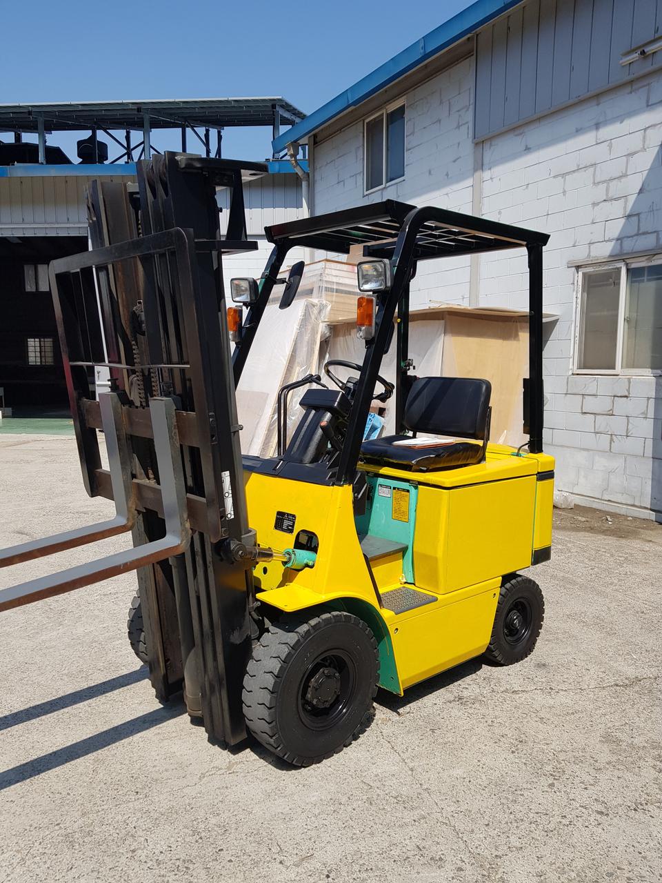 중고지게차 1.8톤 3단 4.7m 전기지게차