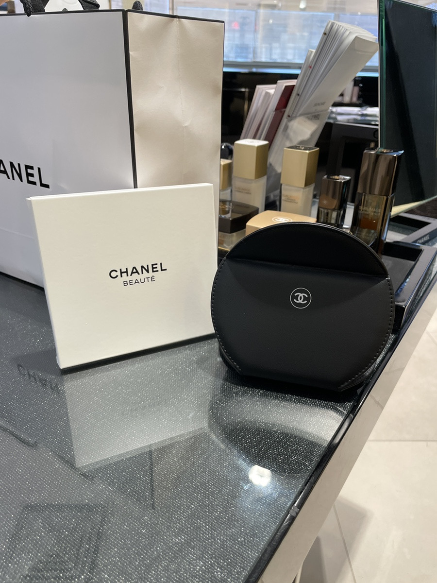 샤넬 탁상거울 블랙 새제품