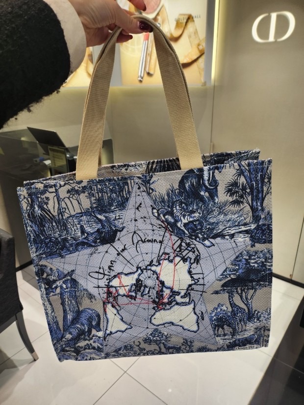 디올 익스클루시브 에코백 새제품