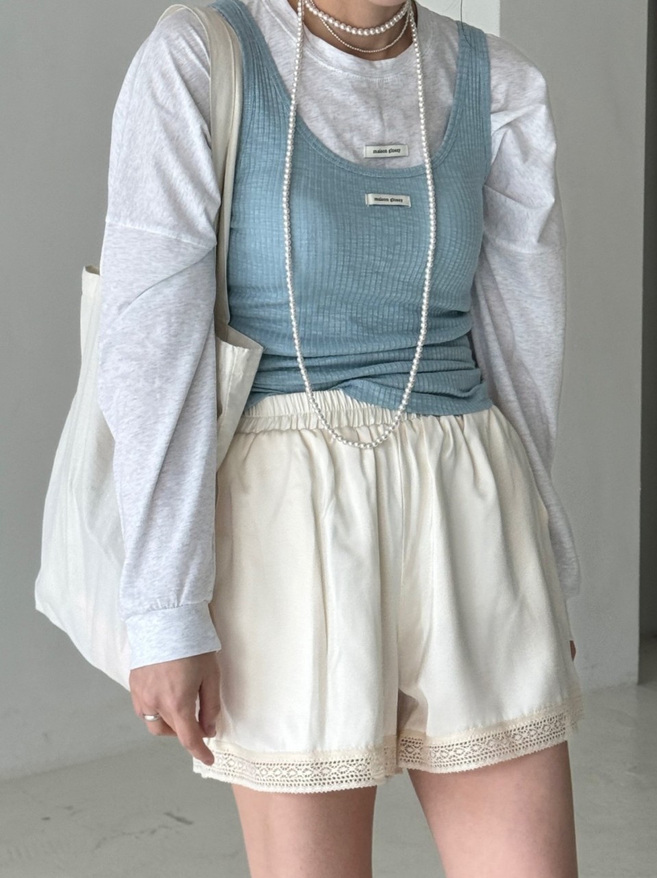 새틴 레이스 밴딩 반바지 아이보리 광택