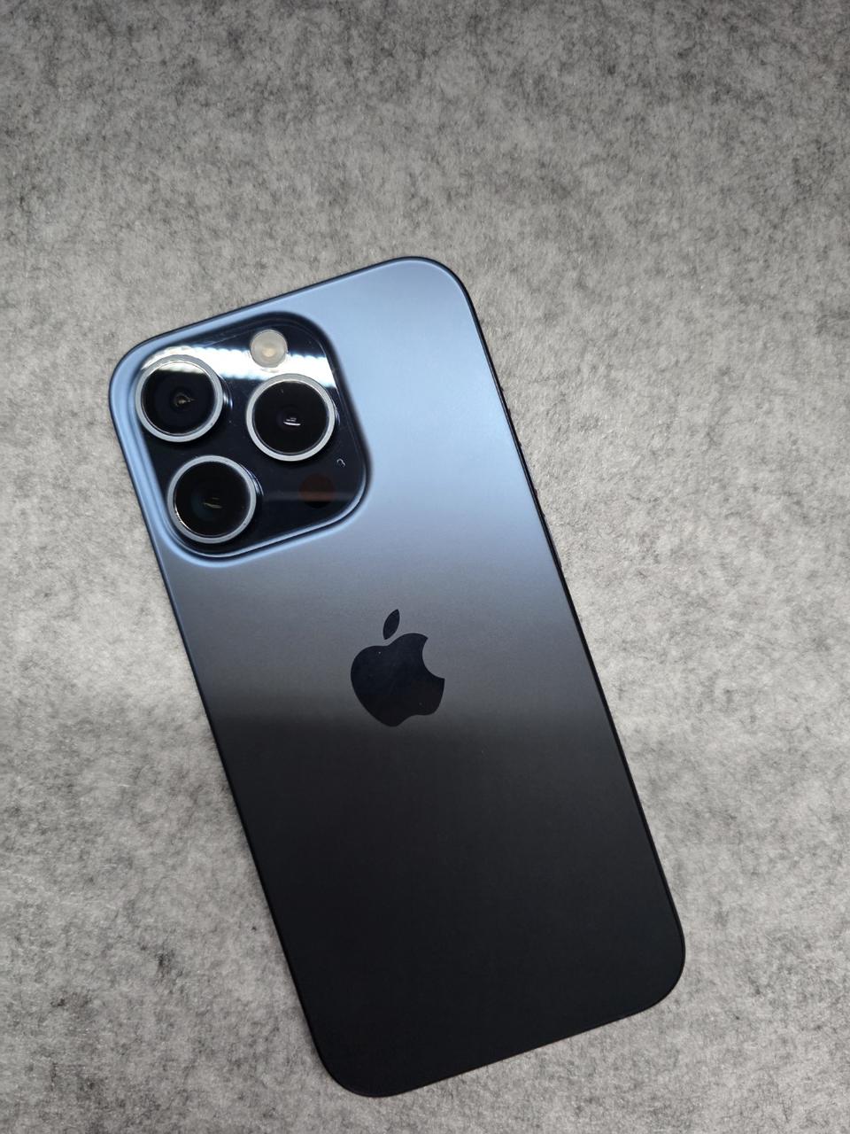 아이폰 15프로 자급제 128G 블루