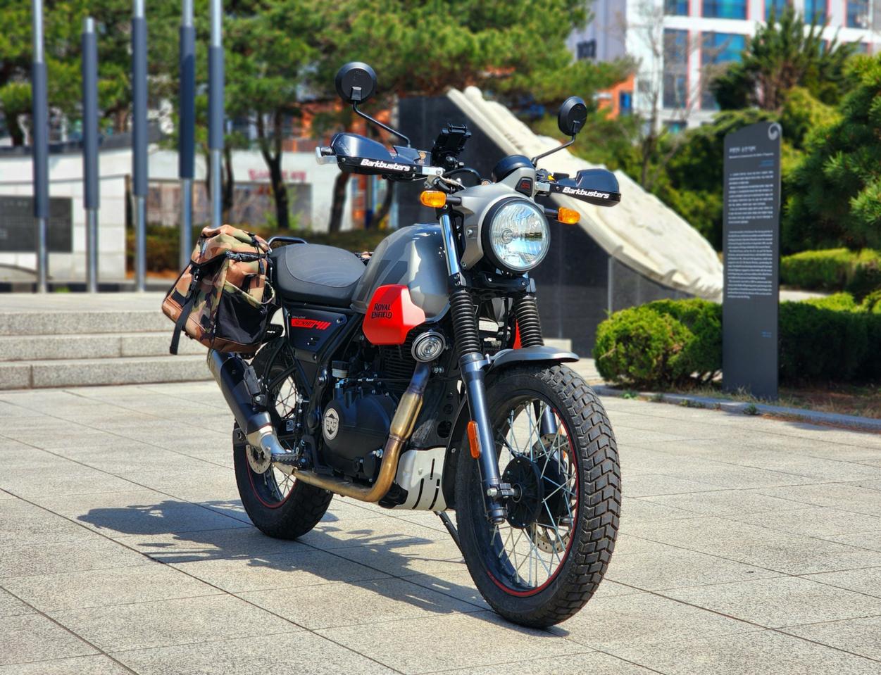 18년식.스크램411 오토바이 판매