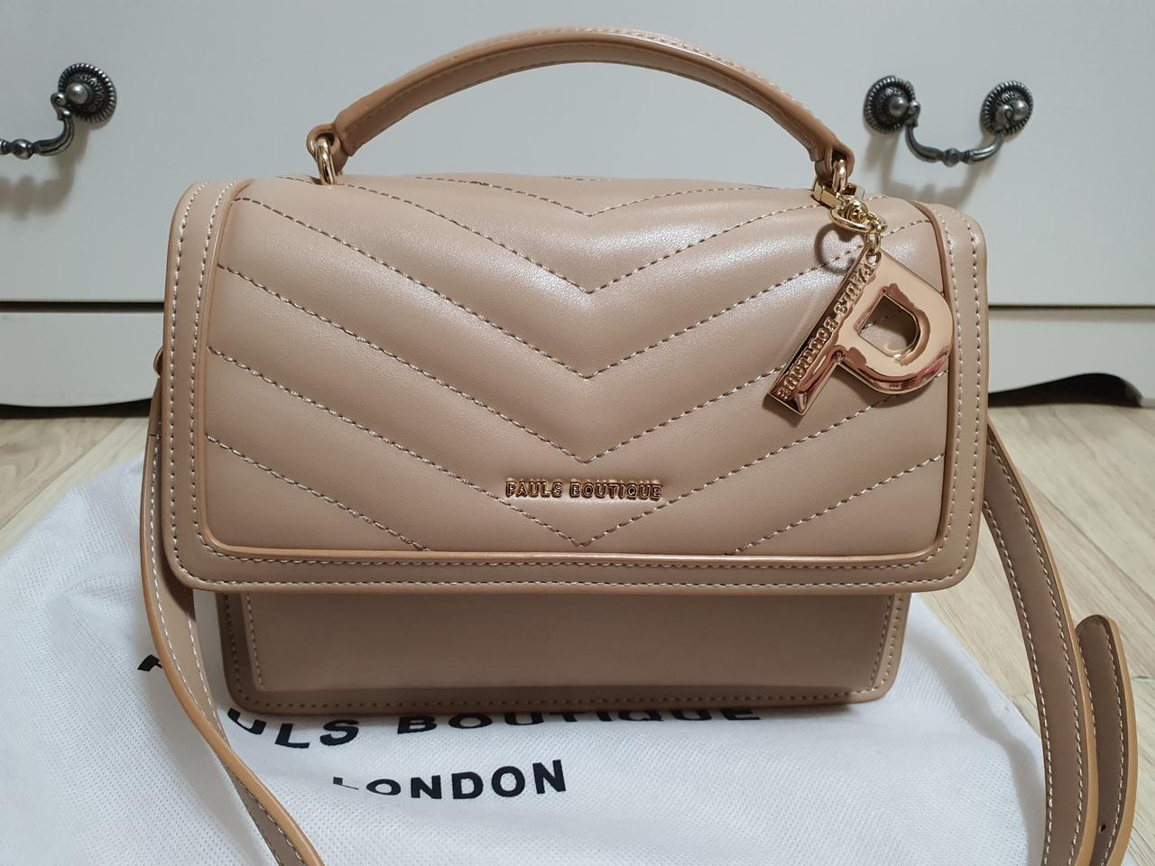 (네고가능)폴스부티끄 크리스티 베이지가방 (상태양호)