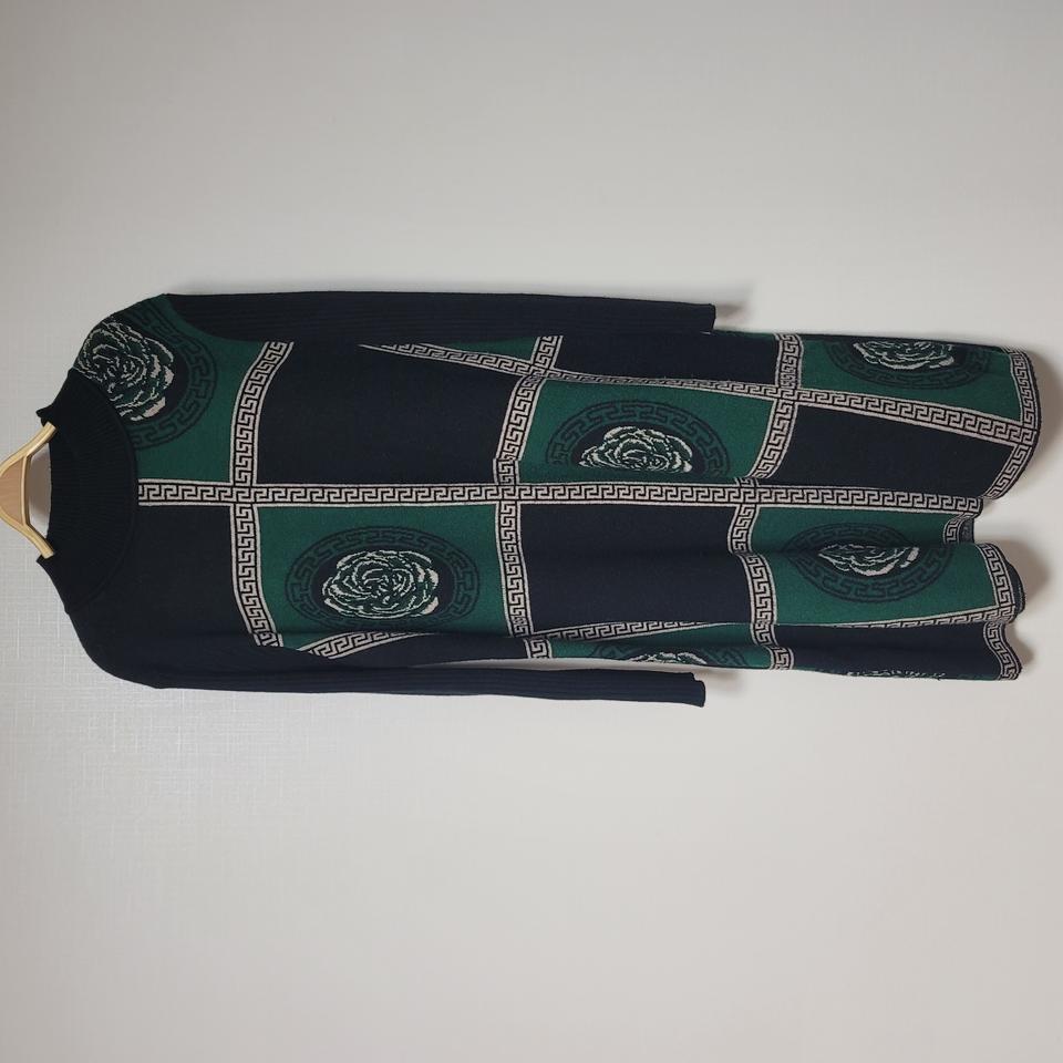 베르사 딥그린 장미 원피스