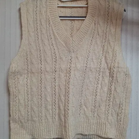 새상품 니트조끼