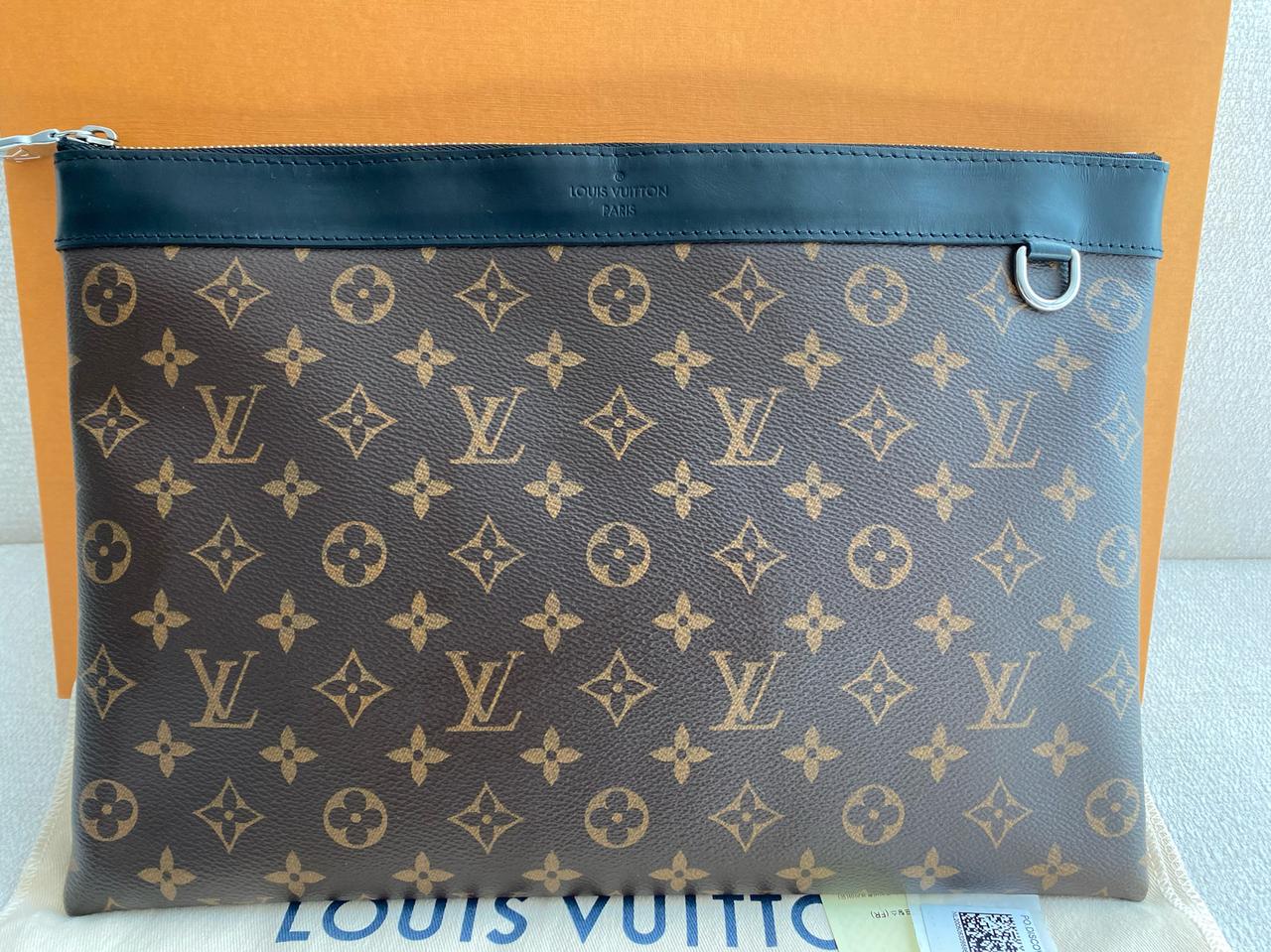 루이비통 모노그램 디스커버리 포쉐트 GM