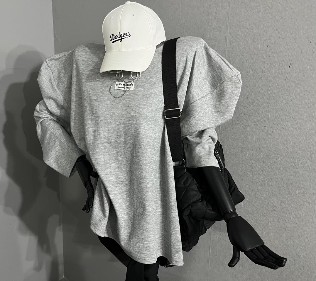 라벨박시퍼프맨투맨/퍼프맨투맨/오버핏