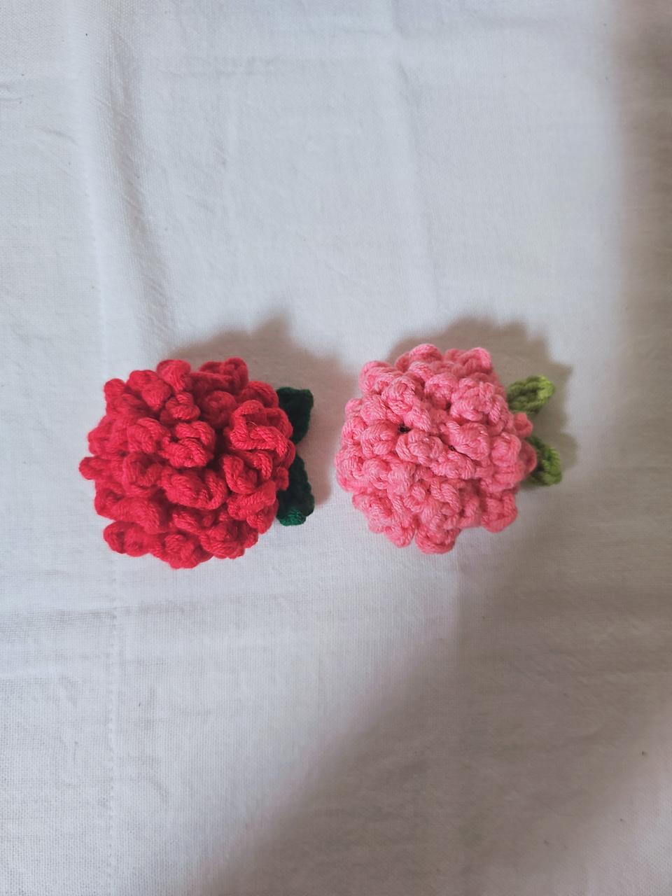 손뜨개 카네이션 브로치(선물포장 무료)