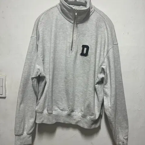 던스트 맨투맨 집업