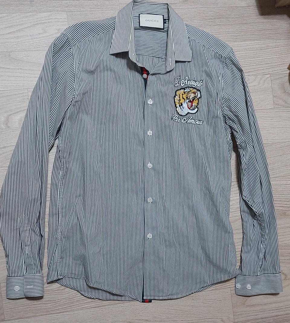 구찌 호랑이셔츠