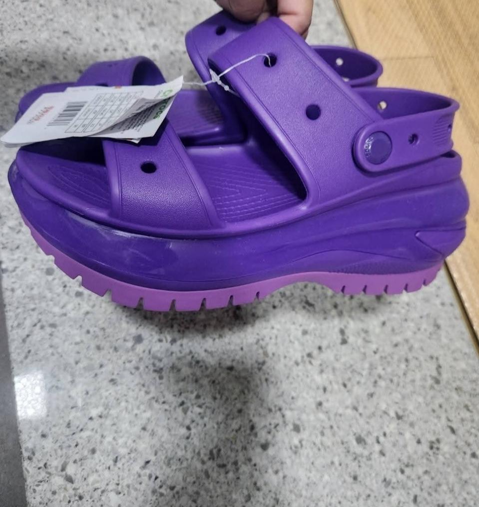 Crocs
