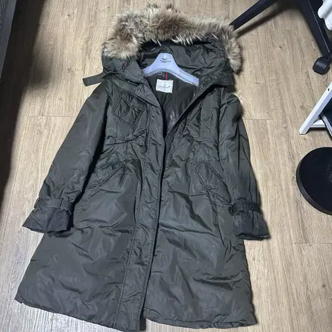 몽클레어 얇은 패딩 1 정품