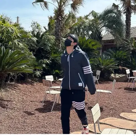 톰브라운 립스탑 메쉬 바람막이 자켓 4 정품