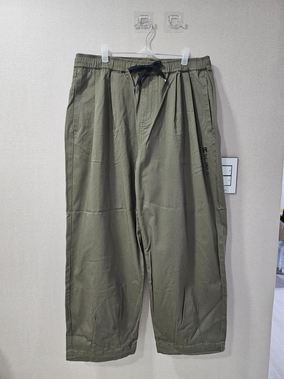 새상품)DC 와이드핏 면바지