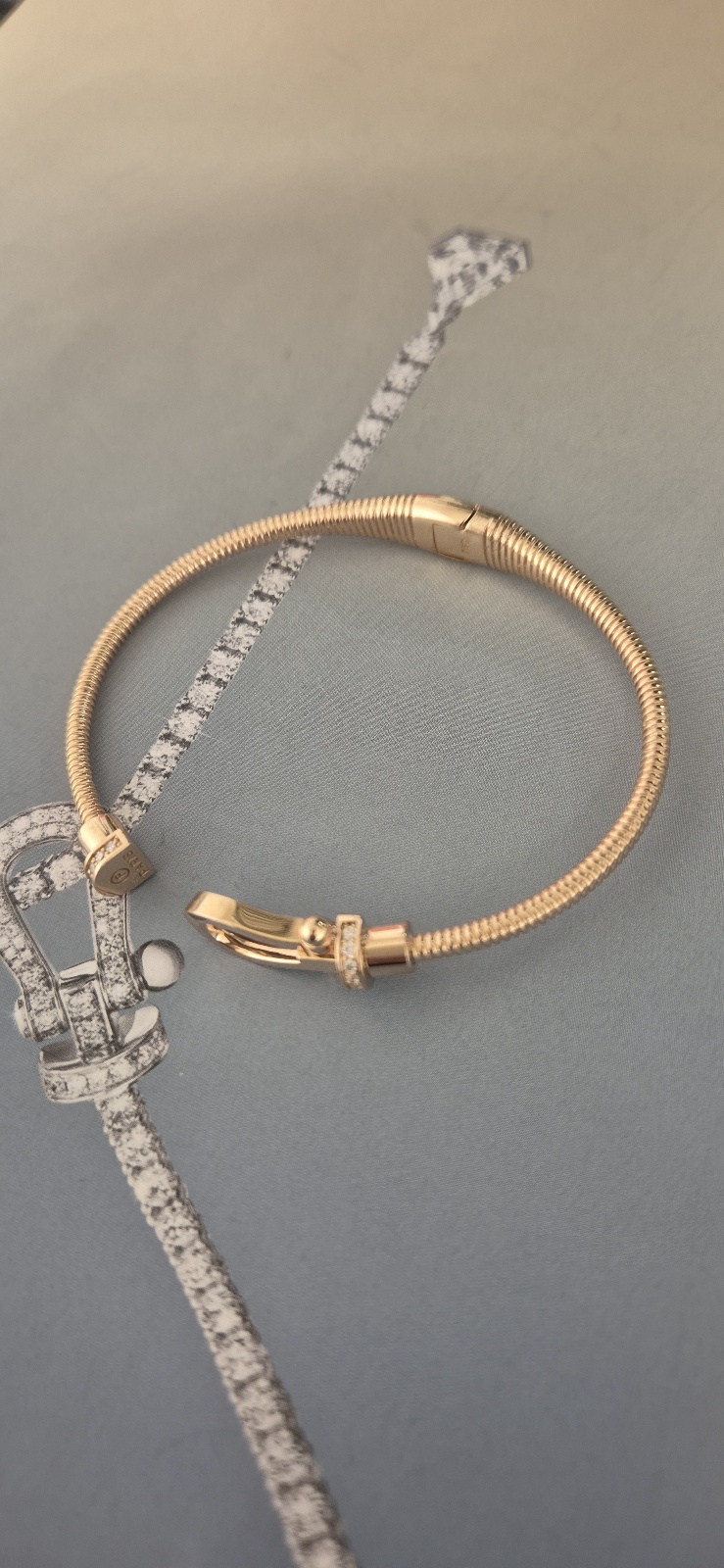 18k 트렌디 프레 오픈 뱅글팔찌