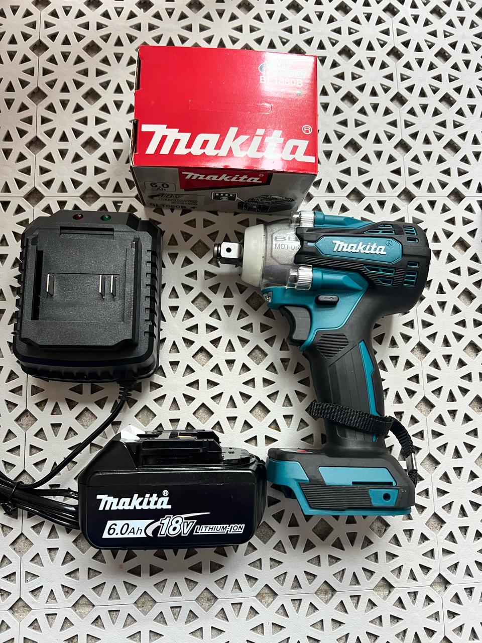 마끼다 임팩렌치 배터리 세트