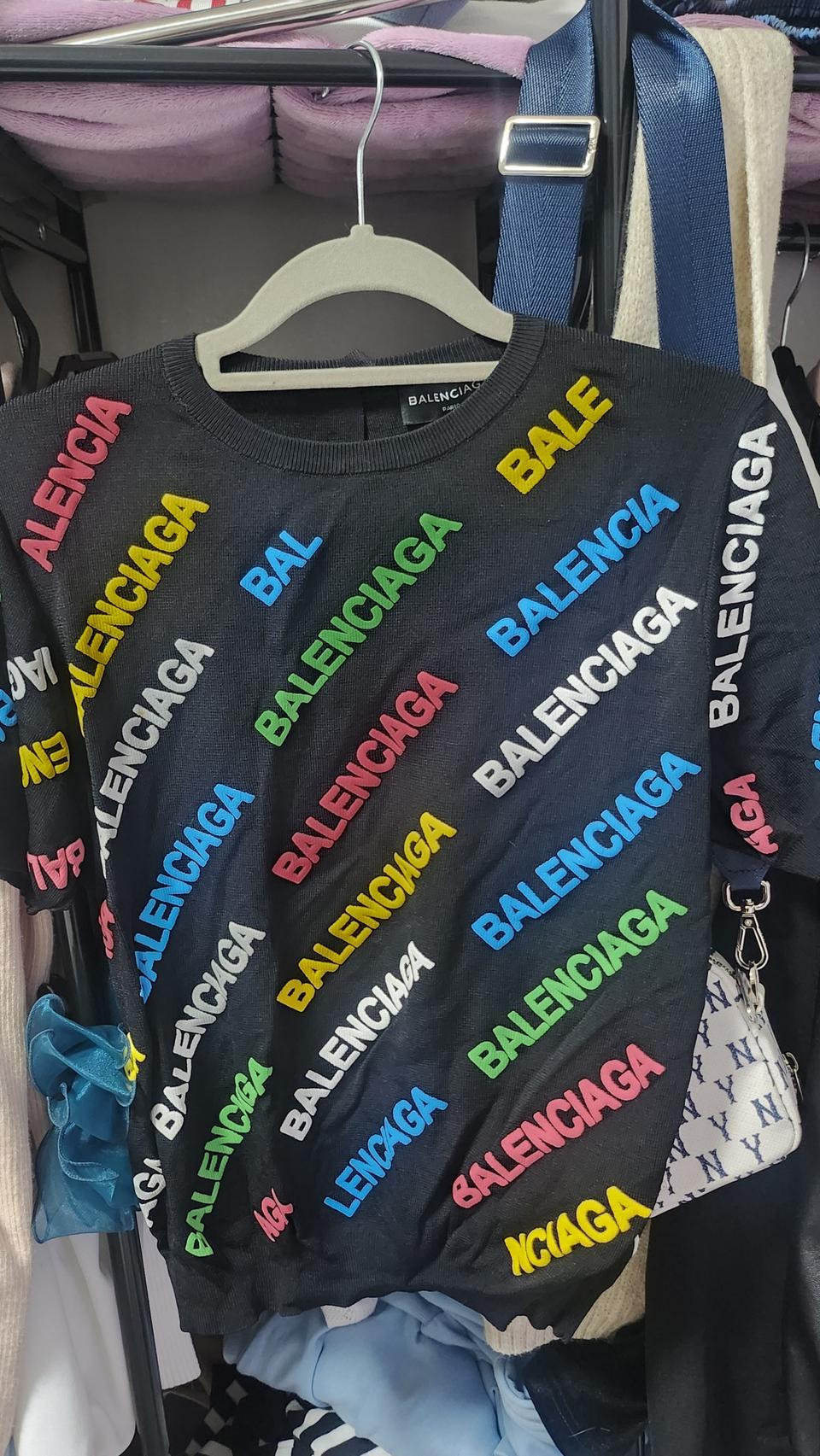 발렌시아가 니트 S