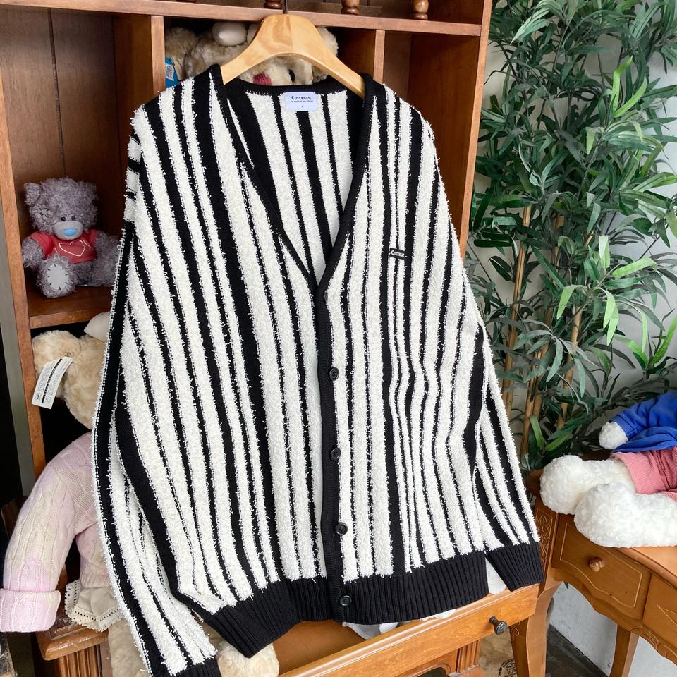 커버낫 스몰로고 부클 가디건