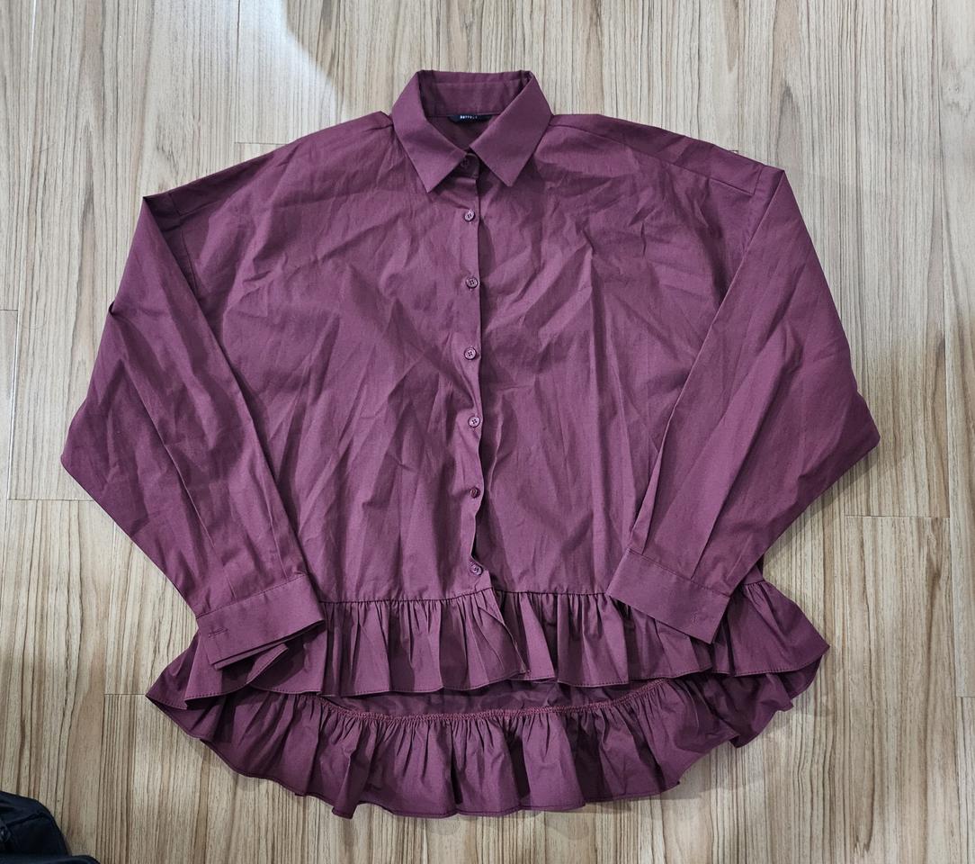 버건디 프릴 셔츠