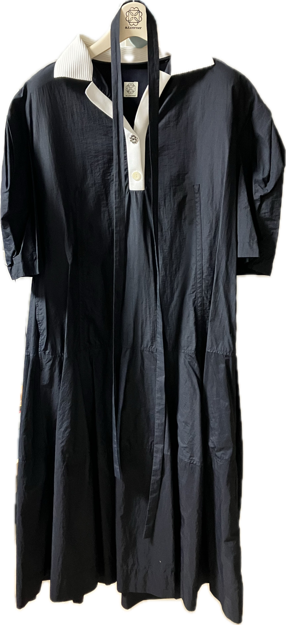 앳코너 네이비 카라 원피스