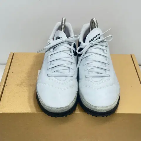 [275]나이키 풋살화 티엠포 제니오2 레더 TF