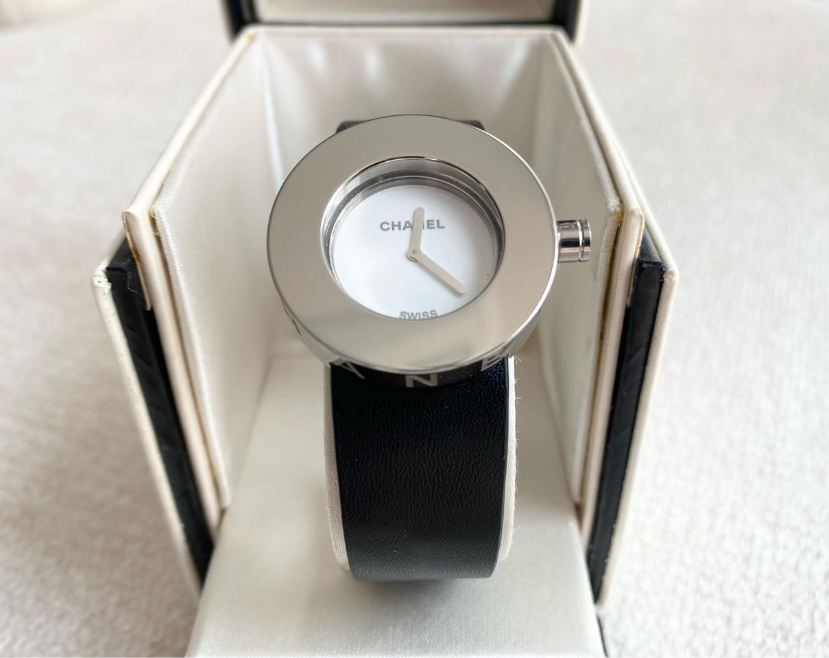 샤넬 라론드 쿼츠 29mm 여성용 중형 사이즈