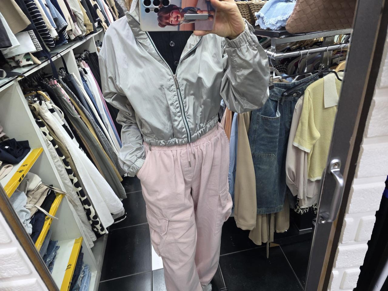 지방시크롭점퍼