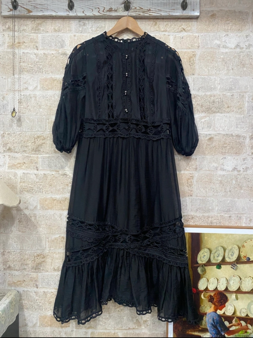 한섬오즈세컨 아일렛원피스^^ (타임 마쥬 산드로)