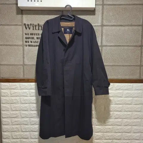 버버리 래글런 내피 롱 코트