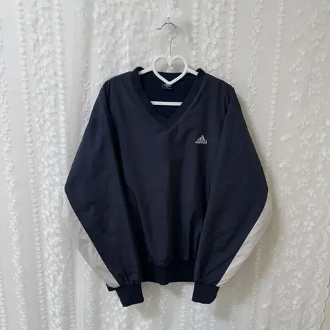 아디다스 90s 올드스쿨 희귀 웜업 윈드샷 네이비 바람막이 브이넥 맨투맨
