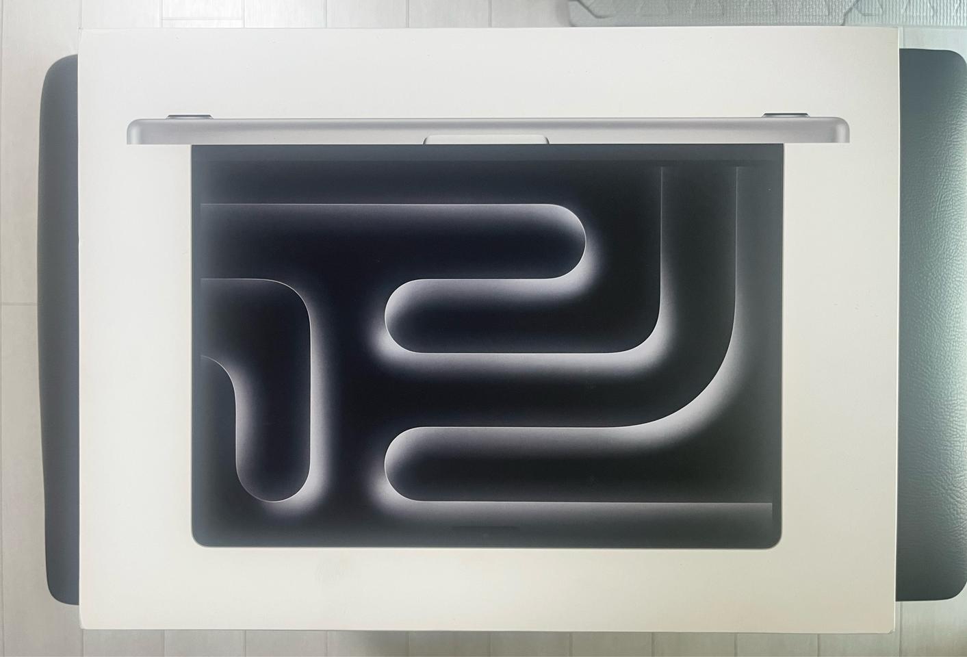 맥북프로14 M3 MRX73KH/A