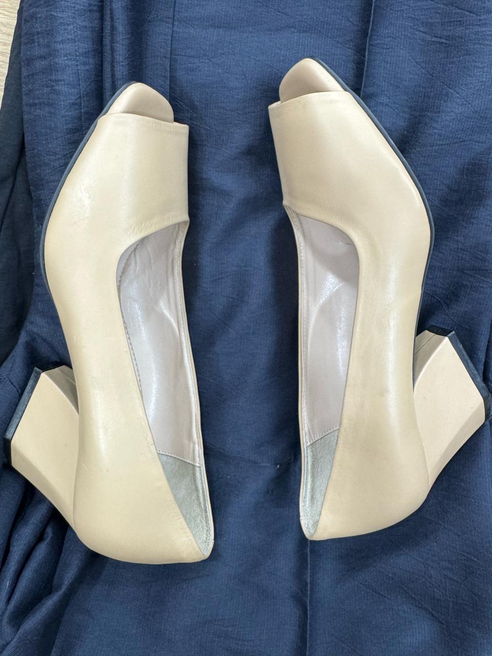 슈콤마보니미들힐235