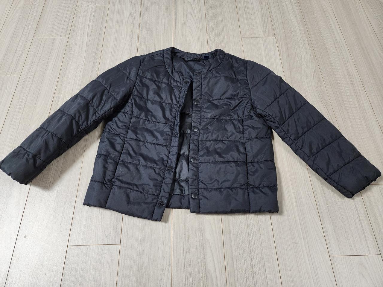 택포)유니클로 경량 패딩 110사이즈