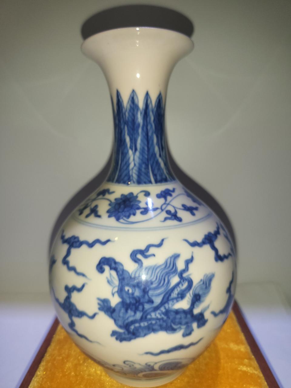 청화백자 옥호춘병