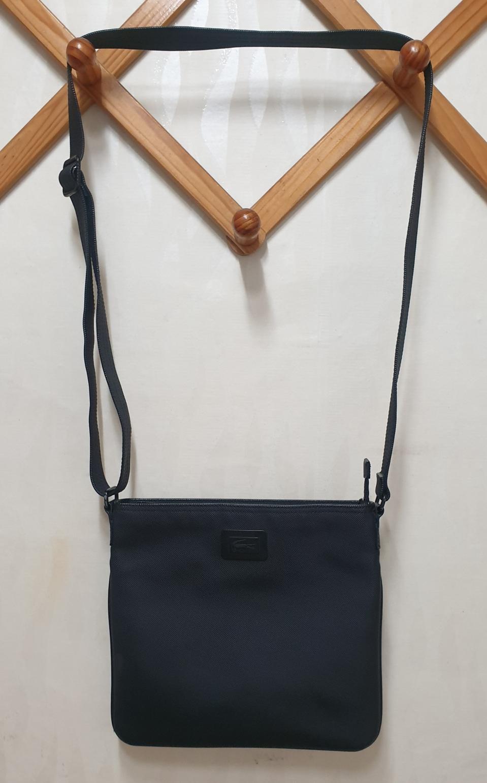 라코스테. 크로스백.