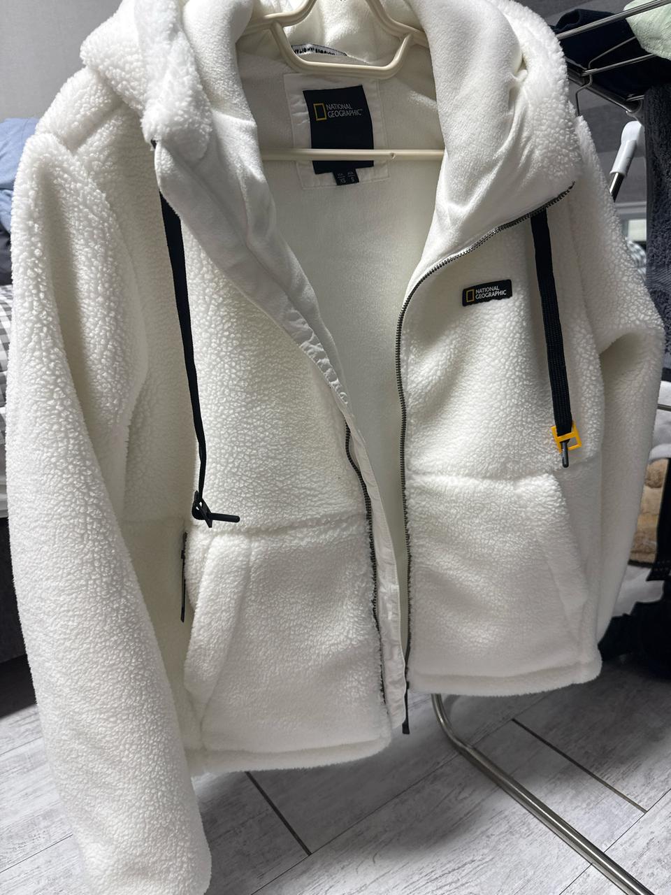 내셔널지오그래픽 뽀글이 후드 집업 s