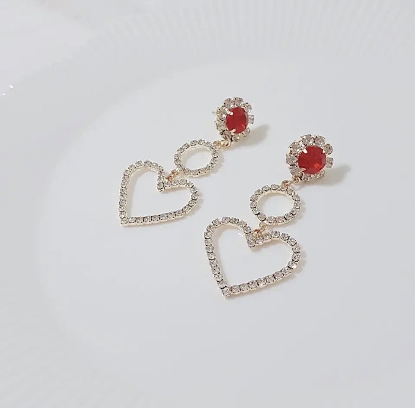 레드 하트 드롭귀걸이