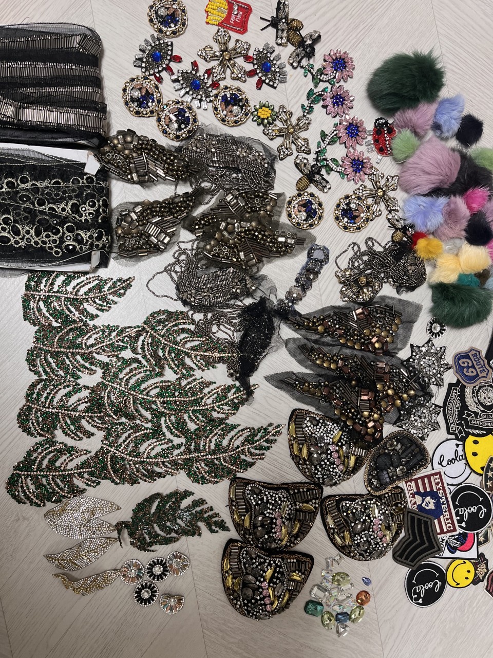 악세사리 부자재 큐빅 와펜 보석 패치 비즈 레이스