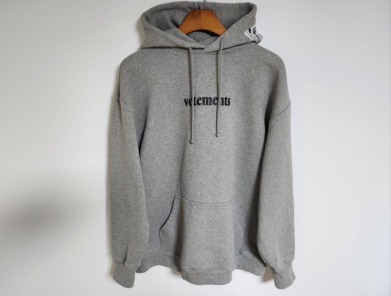 XS 베트멍 그레이 바코드 로고 오버핏 남성 후드티 SS20TR311