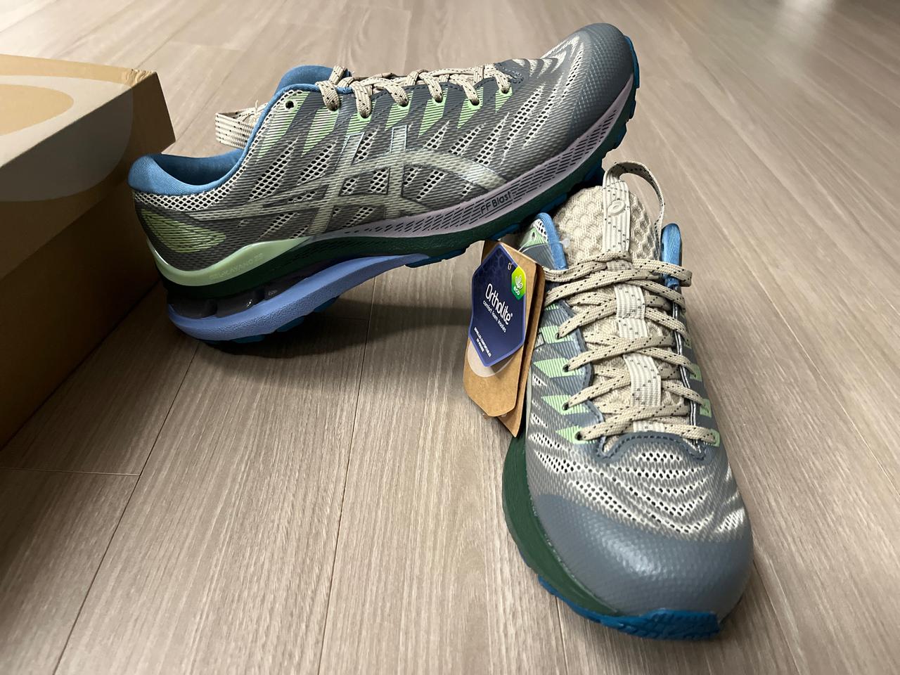 아식스 젤카야노28 고프 러닝 260새제품