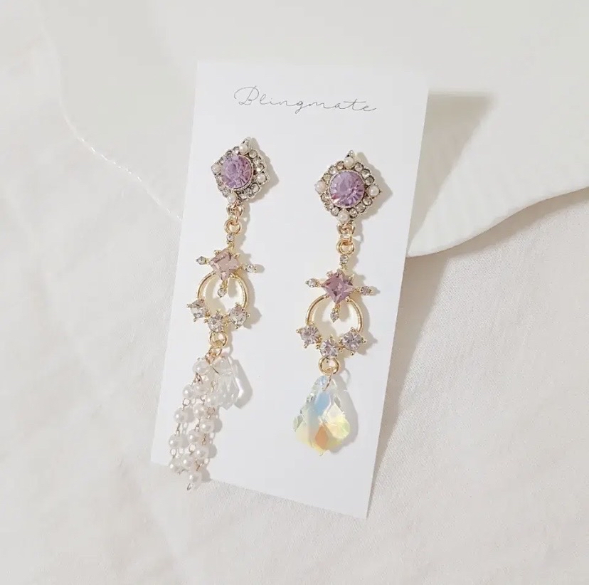 연보라 언발드롭귀걸이