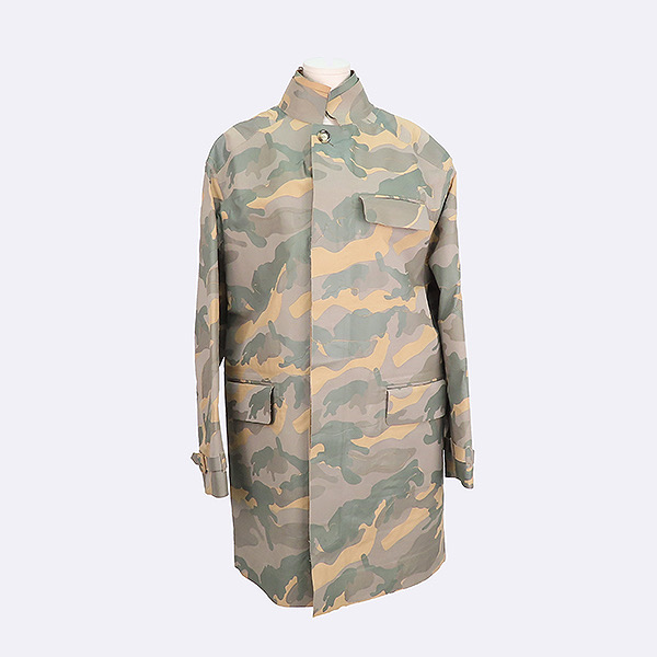 정품 발렌티노 카모 플라쥬 코트
