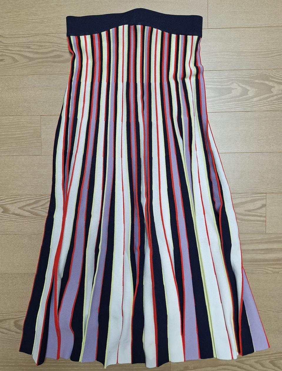 제시뉴욕 A라인 니트 롱스커트 55사이즈