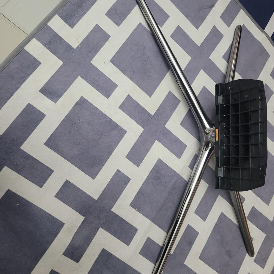 삼성스탠드60UF6100